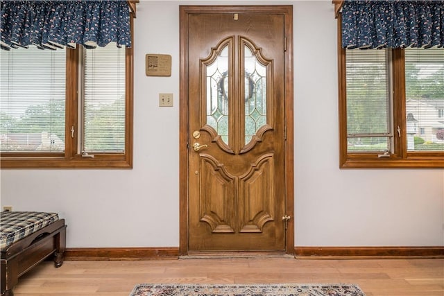 322 Franklin Dr, Peters Twp, PA 15241 - entrance foyer featuring baseboards and light wood-type flooring