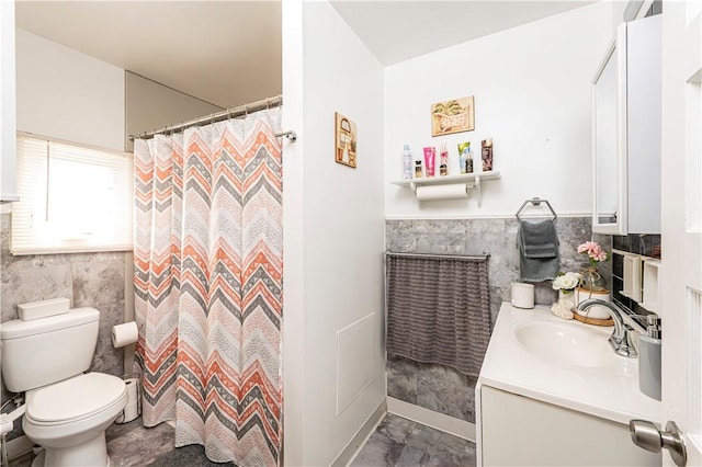 2216 Keystone Ave, Hempfield Twp Wml, PA 15601 - full bath with vanity, toilet, tile walls, a shower with curtain, and a wainscoted wall
