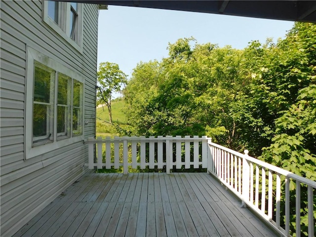 309 Mooney Ridge Rd, Waynsbrg/Frankln Twp, PA 15370 - view of wooden deck