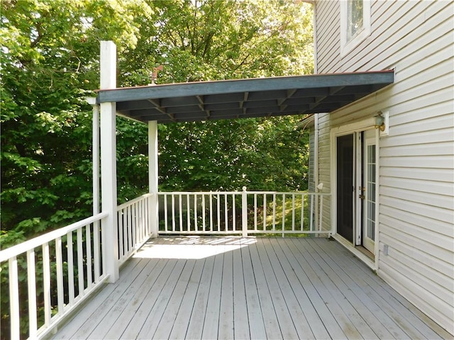 309 Mooney Ridge Rd, Waynsbrg/Frankln Twp, PA 15370 - view of deck