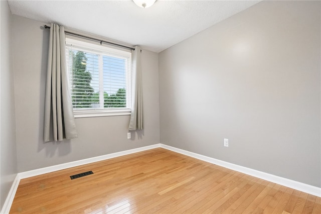 450 Limestone Dr, Bethel Park, PA 15102 - empty room with light wood-style flooring and baseboards