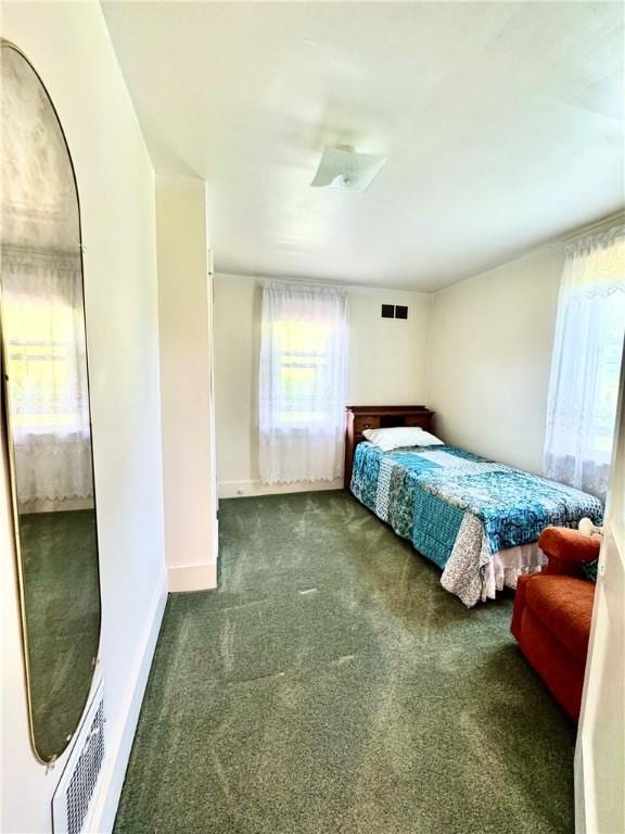 4404 Hollow Rd, Shenango Twp Law, PA 16101 - carpeted bedroom with baseboards