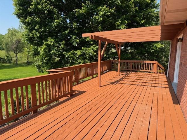 206 Brook Hollow Rd, Mount Pleasant Twp Wml, PA 15666 - deck with a yard
