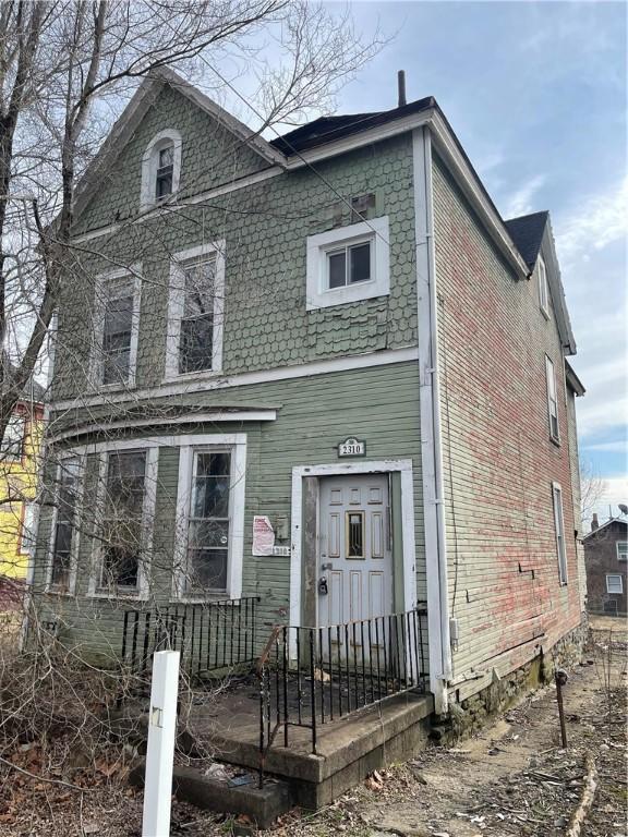 2310 Jenny Lind St, Mckeesport, PA 15132 - photo 2