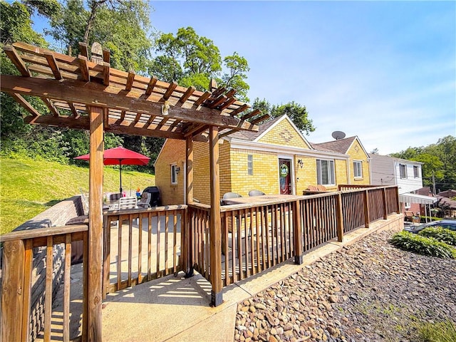 2787 Queensboro Ave, Baldwin Twp, PA 15226 - wooden deck featuring a pergola