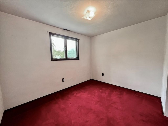 590 N Kings Creek Rd, Pa, PA 15021 - unfurnished room featuring dark carpet