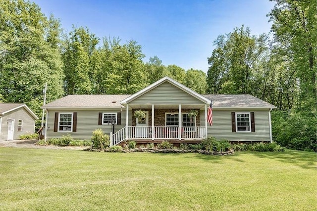 214 Fullingmill Rd, Jefferson Twp Mer, PA 16137 - ranch-style house featuring a porch and a front yard
