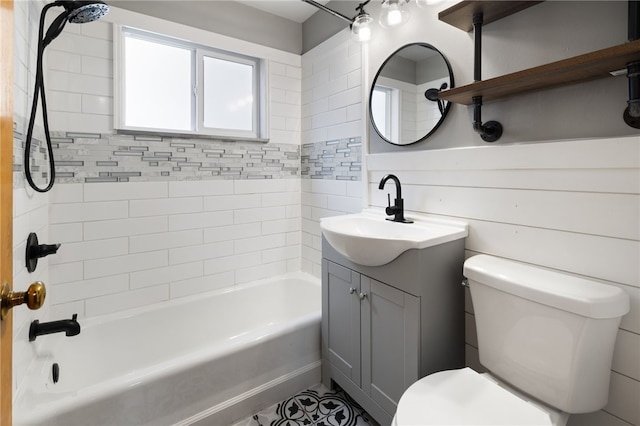 1624 Rockford Ave, Brookline, PA 15226 - full bath with vanity, toilet, and shower / washtub combination