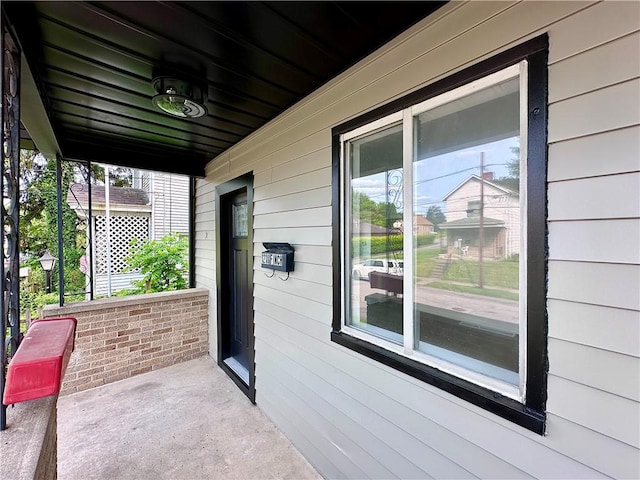 1218 Finch St, New Castle/4Th, PA 16101 - view of patio / terrace
