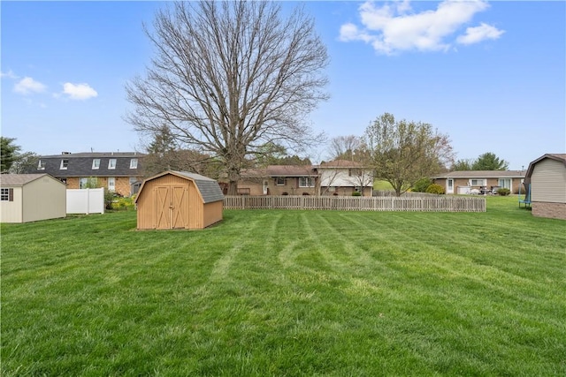 124 Wyndfield Dr, East Huntingdon, PA 15666 - view of yard featuring a residential view