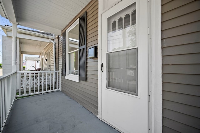 815 W Main St, Carnegie, PA 15106 - view of porch