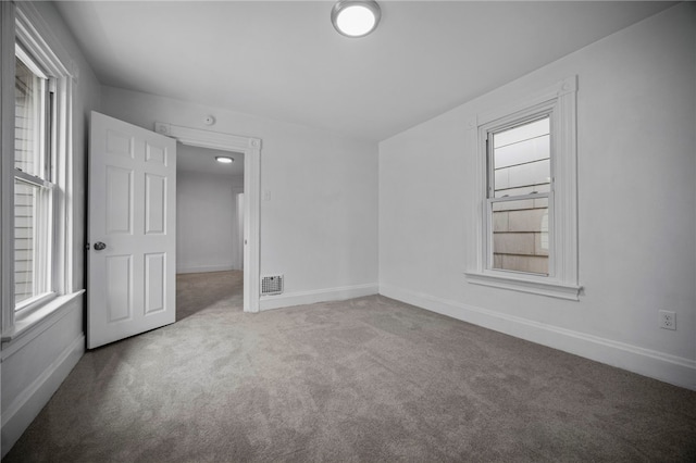 815 W Main St, Carnegie, PA 15106 - bonus room featuring carpet, healthy amount of natural light, and baseboards