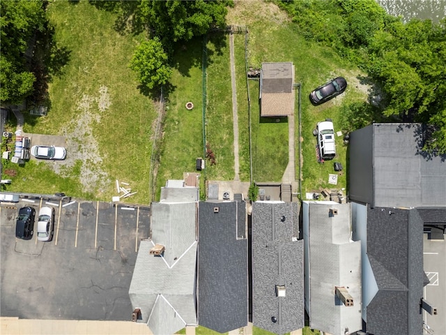 815 W Main St, Carnegie, PA 15106 - drone / aerial view