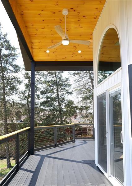 2040 Constitution Blvd, Elizabeth Twp/Boro, PA 15135 - wooden terrace featuring a ceiling fan