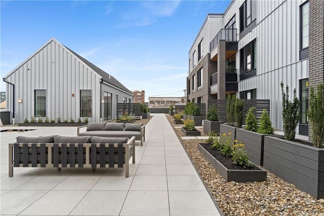 2635 Penn Ave Unit 203, Downtown Pgh, PA 15222 - view of community featuring an outdoor living space