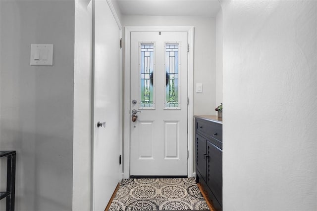 752 Washington, Ross Twp, PA 15229 - entryway featuring baseboards