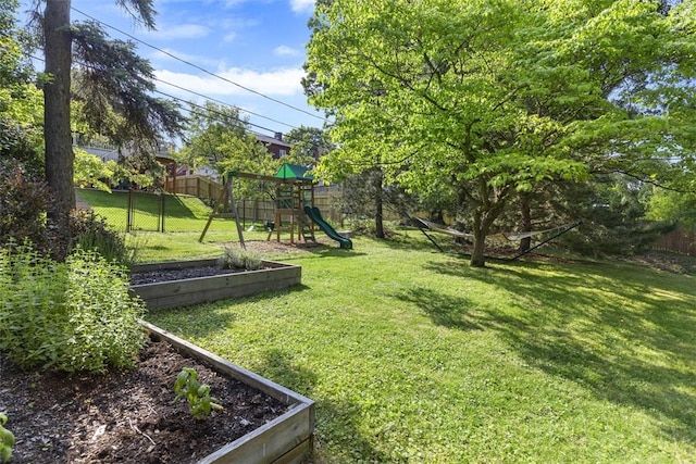 752 Washington, Ross Twp, PA 15229 - view of yard featuring a playground and a garden