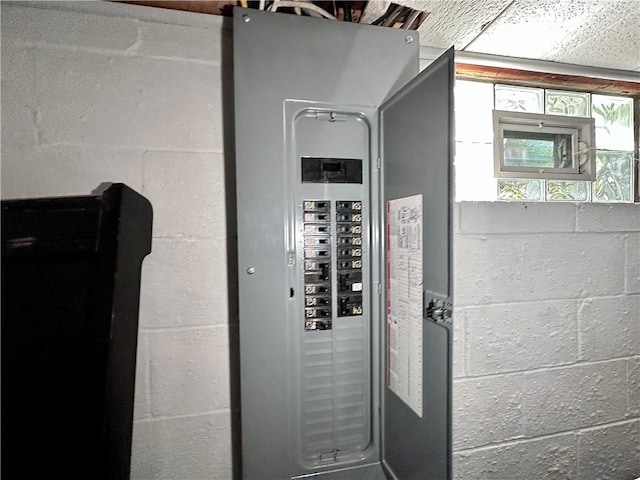 104 Kenneth Ave, Neshannock Twp, PA 16105 - utility room featuring electric panel