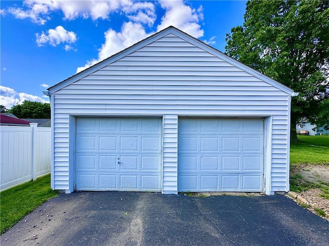 104 Kenneth Ave, Neshannock Twp, PA 16105 - view of detached garage