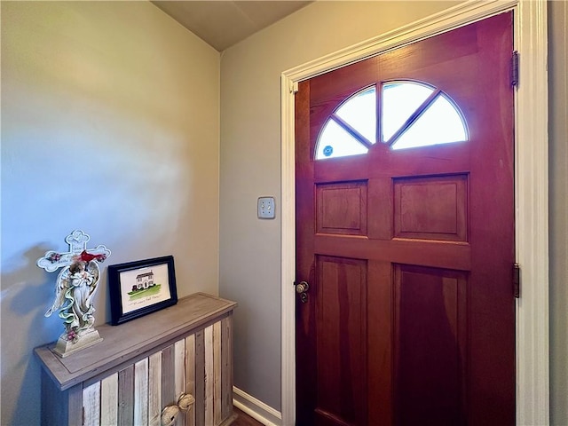 104 Kenneth Ave, Neshannock Twp, PA 16105 - entrance foyer featuring baseboards