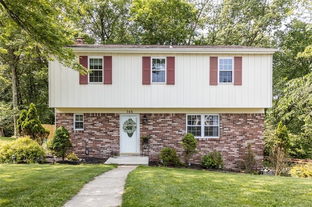 765 Brookshire Dr, Mccandless, PA 15237 - colonial inspired home featuring brick siding and a front yard