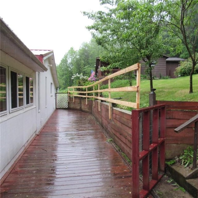 313 Dalton Run Rd, Conemaugh Twp Som, PA 15905 - wooden terrace featuring a yard