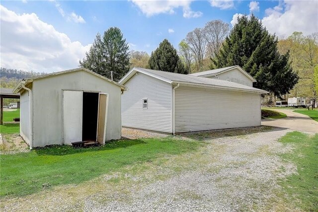 952 Seybertown Rd, Perry Twp, PA 16041 - view of shed