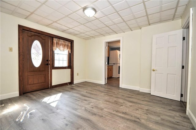 232 Center Ave, Elizabeth Twp/Boro, PA 15037 - foyer entrance featuring wood finished floors and baseboards