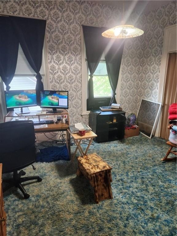 595 N Richhill St, Waynsbrg/Frankln Twp, PA 15370 - home office with wallpapered walls and carpet flooring