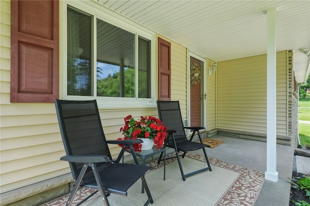 652 Westland Dr, Richland, PA 15044 - view of covered porch