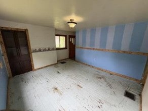 691 Heistersburg Rd, Republic, PA 15433 - photo 18