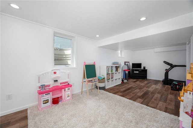 132 Naughton Cir, Forward Twp But, PA 16033 - game room with wood finished floors, baseboards, and recessed lighting