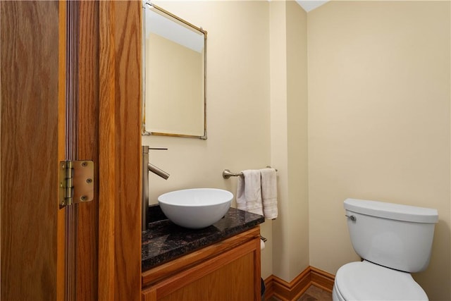511 Clubview Dr, Peters Twp, PA 15317 - bathroom featuring toilet and vanity