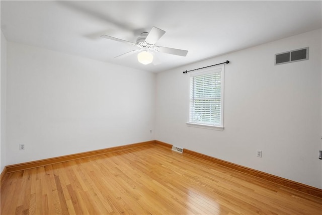 511 Clubview Dr, Peters Twp, PA 15317 - unfurnished room featuring light wood-style floors, baseboards, and a ceiling fan