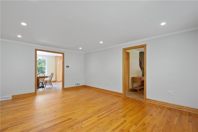 511 Clubview Dr, Peters Twp, PA 15317 - empty room featuring recessed lighting, light wood-type flooring, ornamental molding, and baseboards