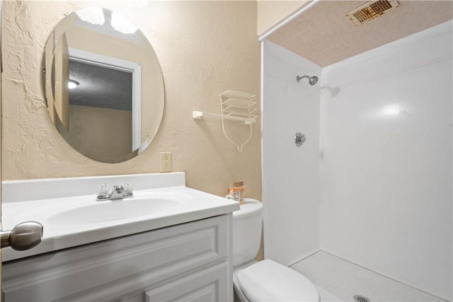 1064 Glen Oak Dr, Bethel Park, PA 15102 - bathroom featuring toilet, a shower, and vanity