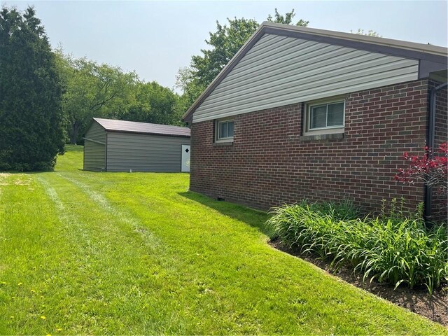 2617 S Hermitage Rd, Hermitage, PA 16148 - view of grassy yard