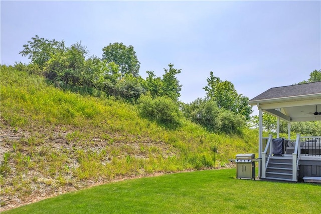 121 Derby Ln, North Fayette, PA 15071 - view of grassy yard featuring ceiling fan and a wooden deck