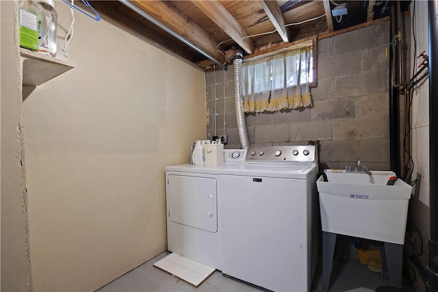 119 Summit Ridge Dr, Bridgeville, PA 15017 - washroom featuring separate washer and dryer