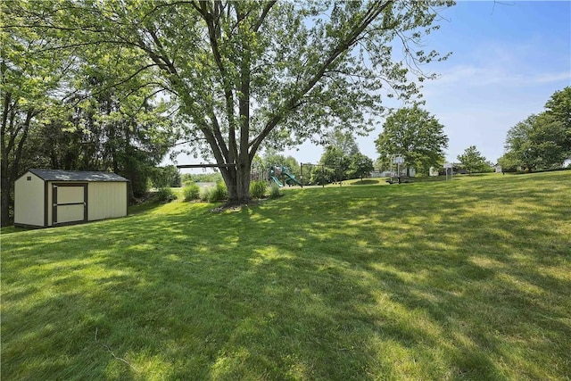 119 Summit Ridge Dr, Bridgeville, PA 15017 - view of grassy yard with a playground