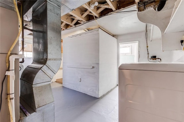 149-151 French St, Hempfield Twp Wml, PA 15601 - basement featuring washer / dryer