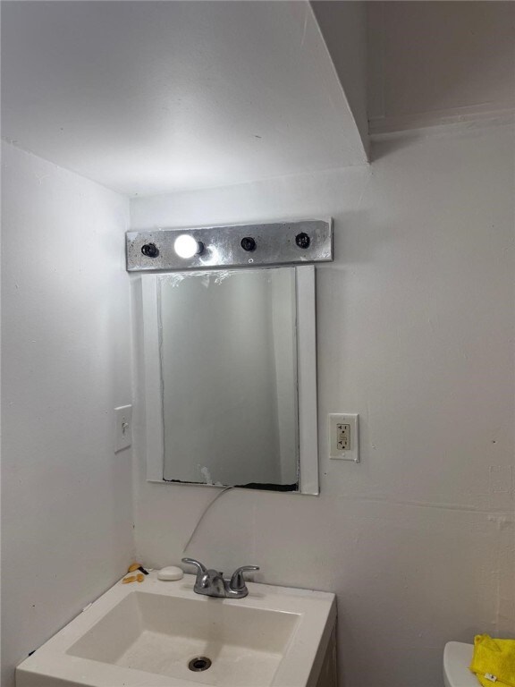 1704 High St, Spring Garden, PA 15212 - half bathroom with vanity and toilet