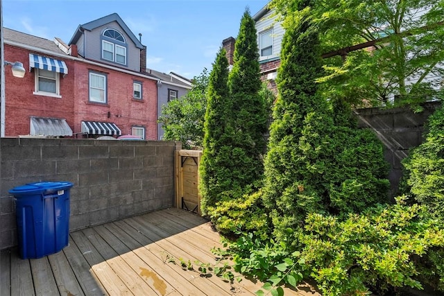 2532 Larkins Way S, Side, PA 15203 - view of wooden terrace