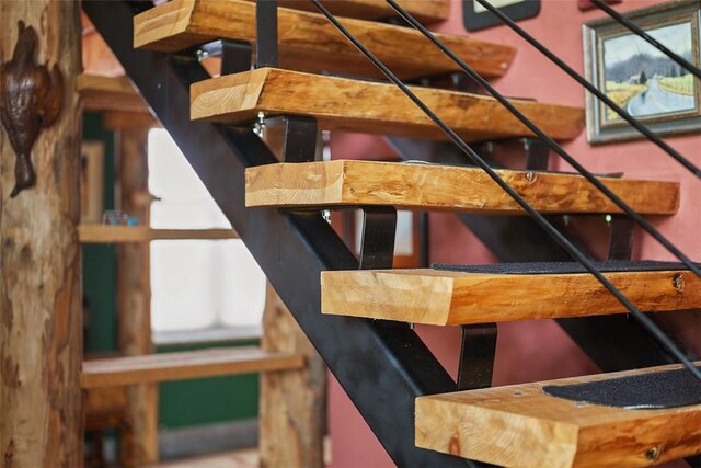 1536 Colwell St Unit 4, Downtown Pgh, PA 15219 - view of staircase