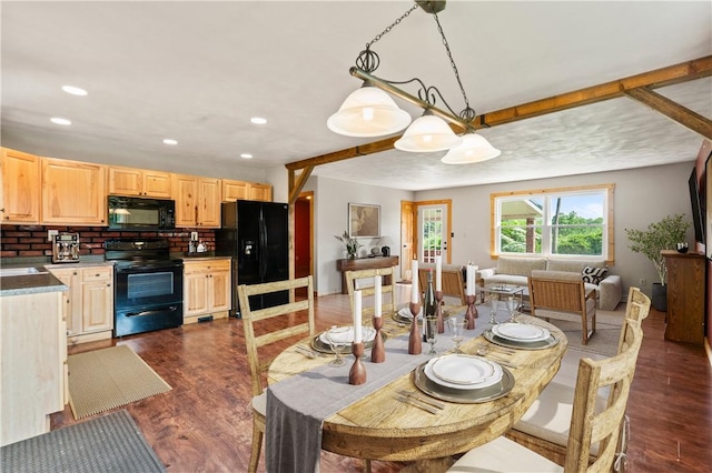 988 Croft Rd, Salem Twp Wml, PA 15601 - dining area featuring dark wood-type flooring and recessed lighting