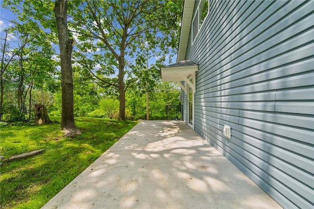 80 Butler St, Valencia Boro, PA 16059 - view of side of home featuring a patio and a yard