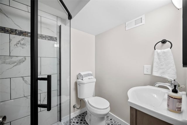 162 E Wedgewood Dr, Ross Twp, PA 15229 - bathroom featuring vanity, a stall shower, toilet, and baseboards