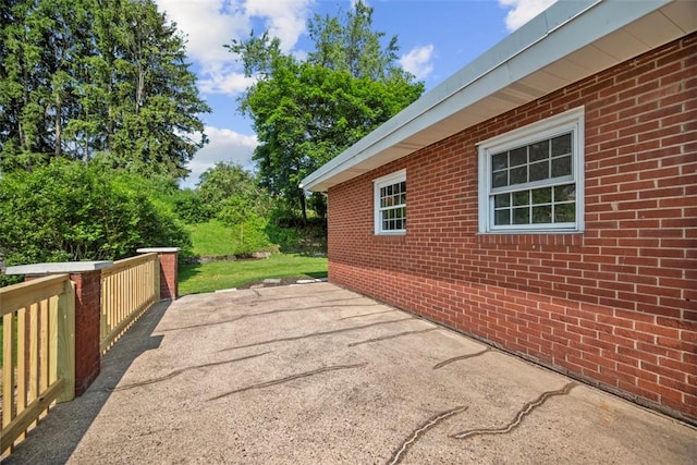 162 E Wedgewood Dr, Ross Twp, PA 15229 - view of patio / terrace