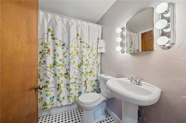 131 Spring Ave, Bellevue, PA 15202 - full bathroom with toilet and a shower with shower curtain