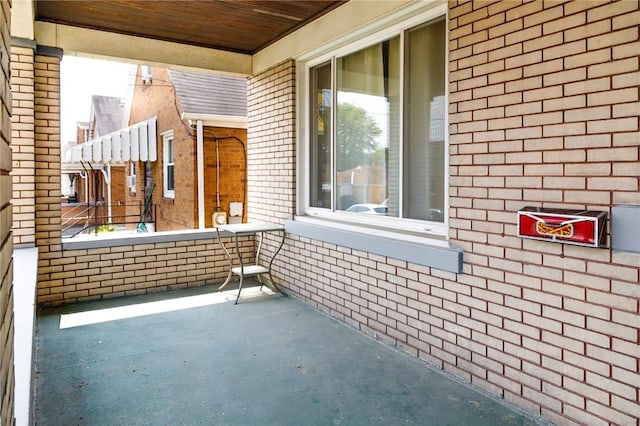 315 Wright St, Mckees Rocks, PA 15136 - view of porch